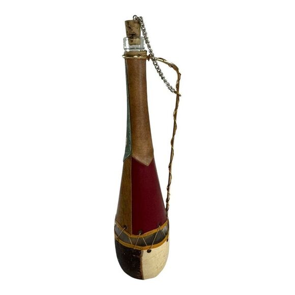 Vintage Spanish Leather Clad Decorative Wine Bottle Decanter Cork Stopper Chain - Picture 1 of 10